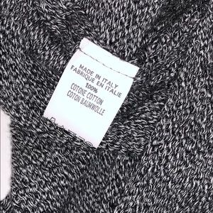 Brandy Melville Tops - Brandy Melville Crop Top Brandy Melville Tops - Brandy Melville Crop Top